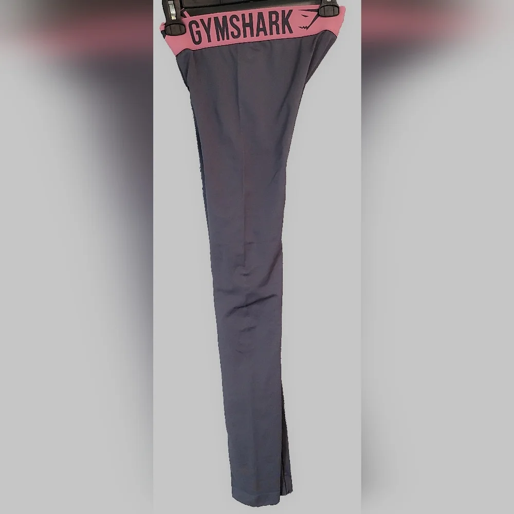 Gymshark Charcoal Leggings with Pink Waistband‎